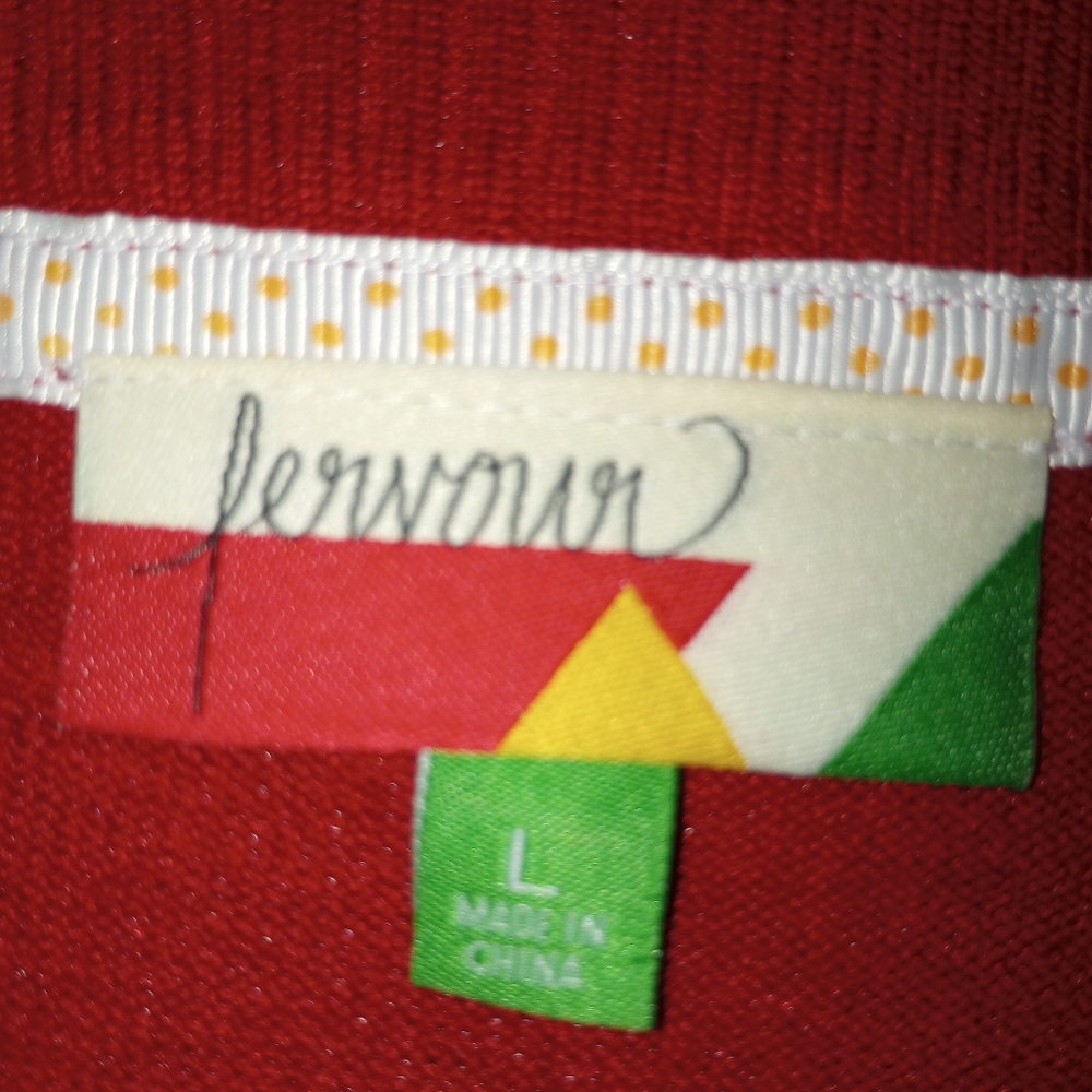 Red Cropped Buttoned Sweater - Picture 5 of 5